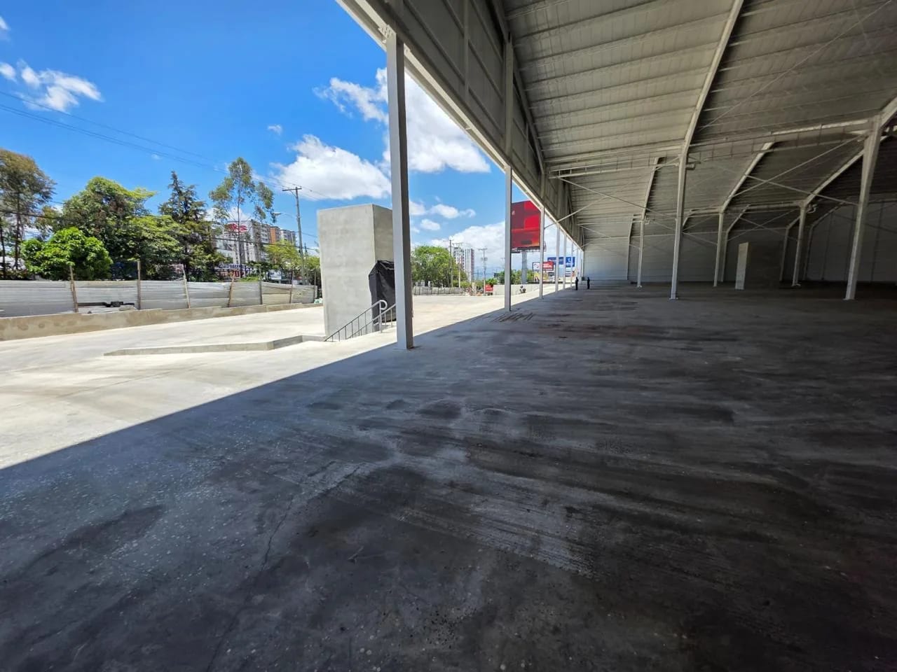Propiedad Comercial en Alquiler - Calzada Roosevelt Zona 11 — Bodega / Ofibodega en Alquiler en Zona 11, Guatemala, Ciudad — foto 15 de 16