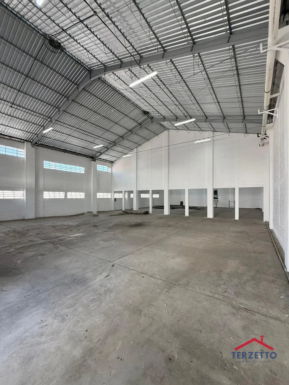 Bodega en Atanacio Tzul Zona 8 - 1