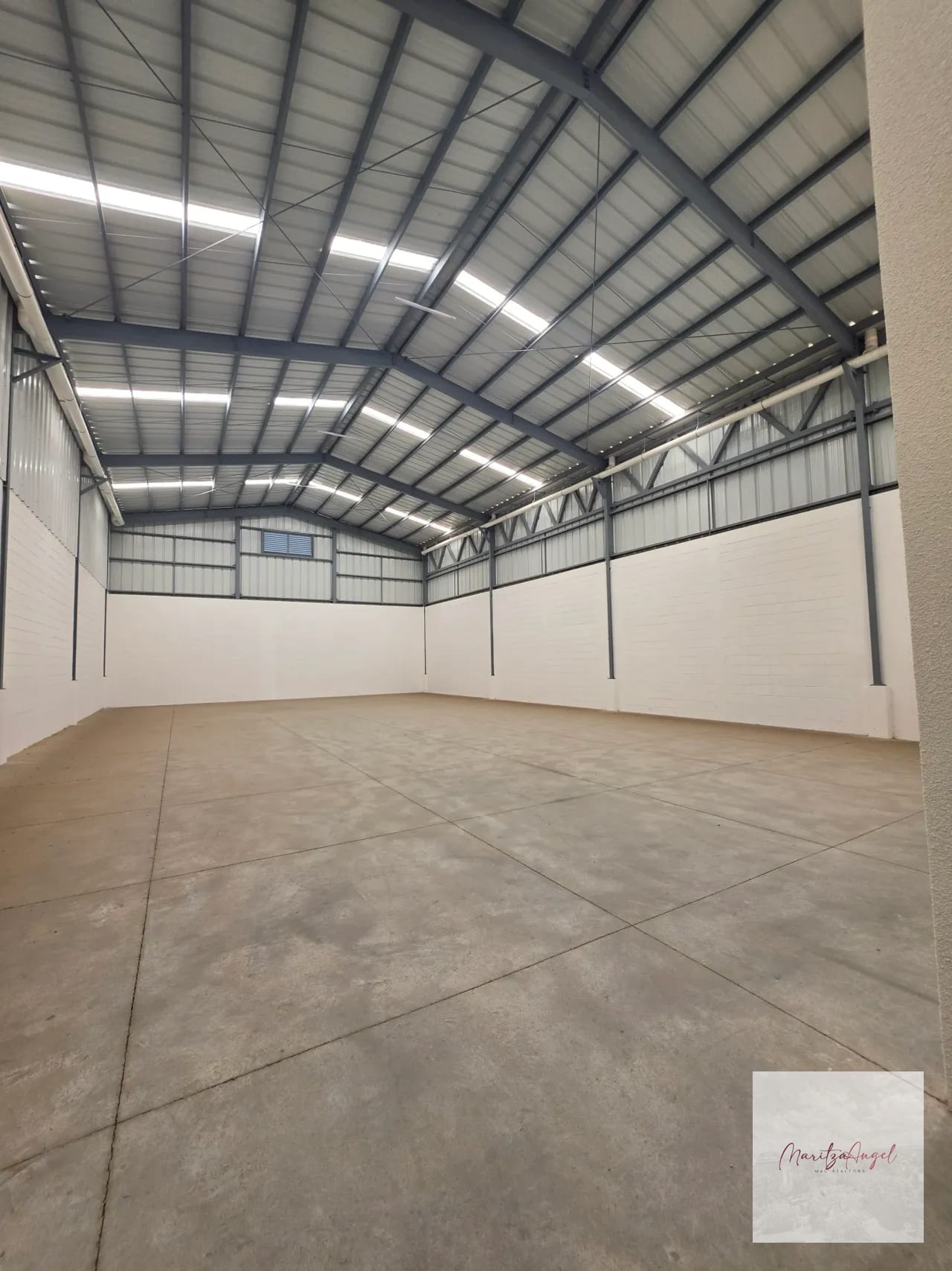 Bodega para Estrenar en Venta — Bodega / Ofibodega en Venta en Amatitlán, Amatitlán, Guatemala, Ciudad — foto 4 de 13
