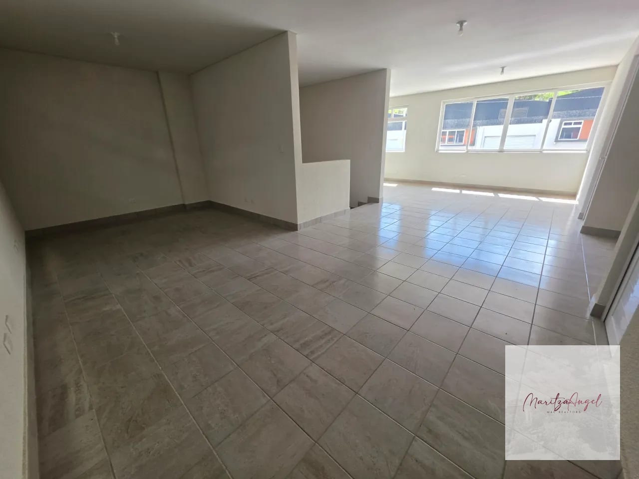 Bodega para Estrenar en Venta — Bodega / Ofibodega en Venta en Amatitlán, Amatitlán, Guatemala, Ciudad — foto 8 de 13