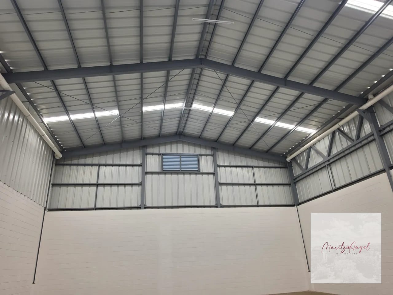 Bodega para Estrenar en Venta — Bodega / Ofibodega en Venta en Amatitlán, Amatitlán, Guatemala, Ciudad — foto 11 de 13
