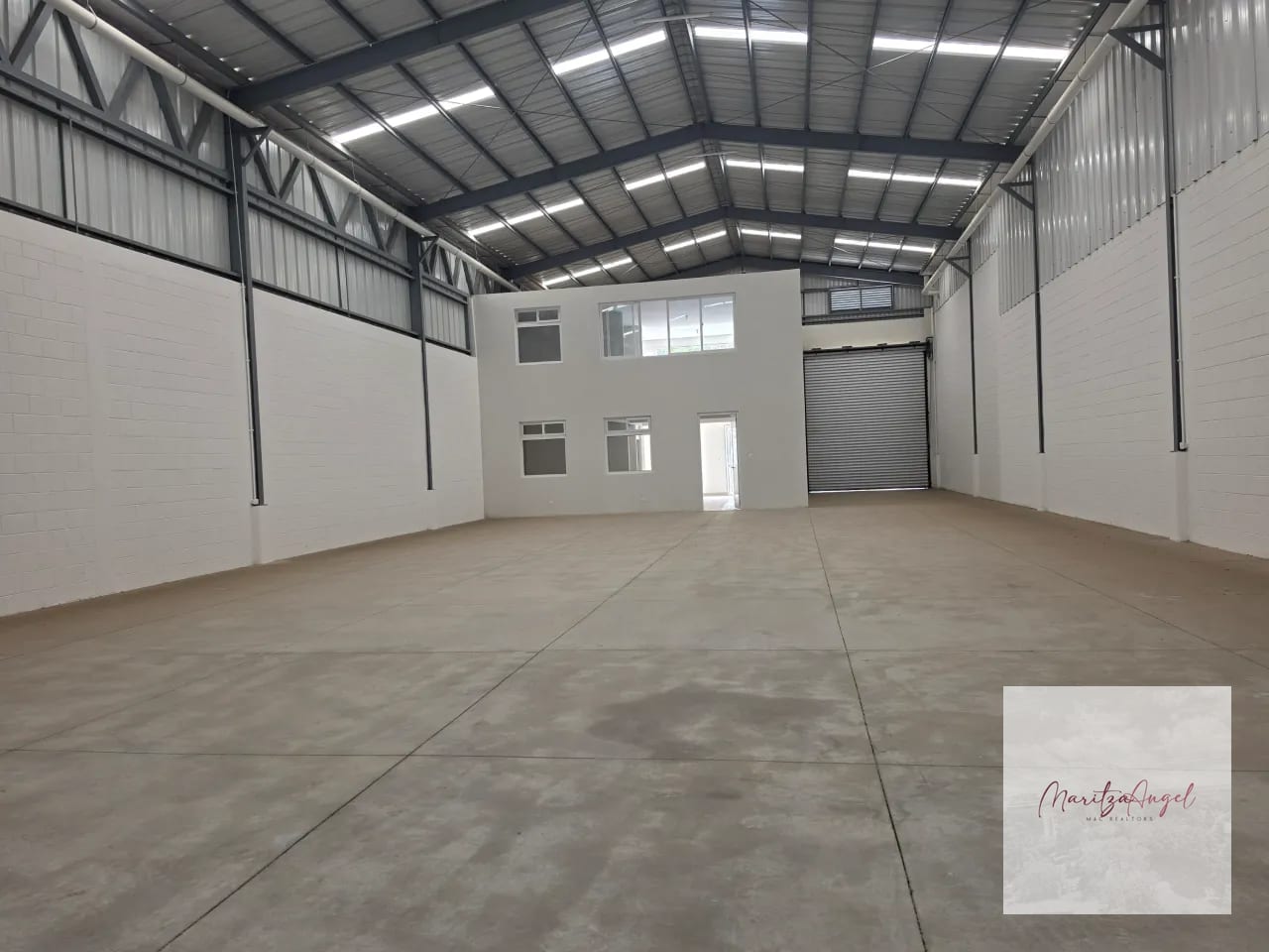 Bodega para Estrenar en Venta — Bodega / Ofibodega en Venta en Amatitlán, Amatitlán, Guatemala, Ciudad — foto 12 de 13