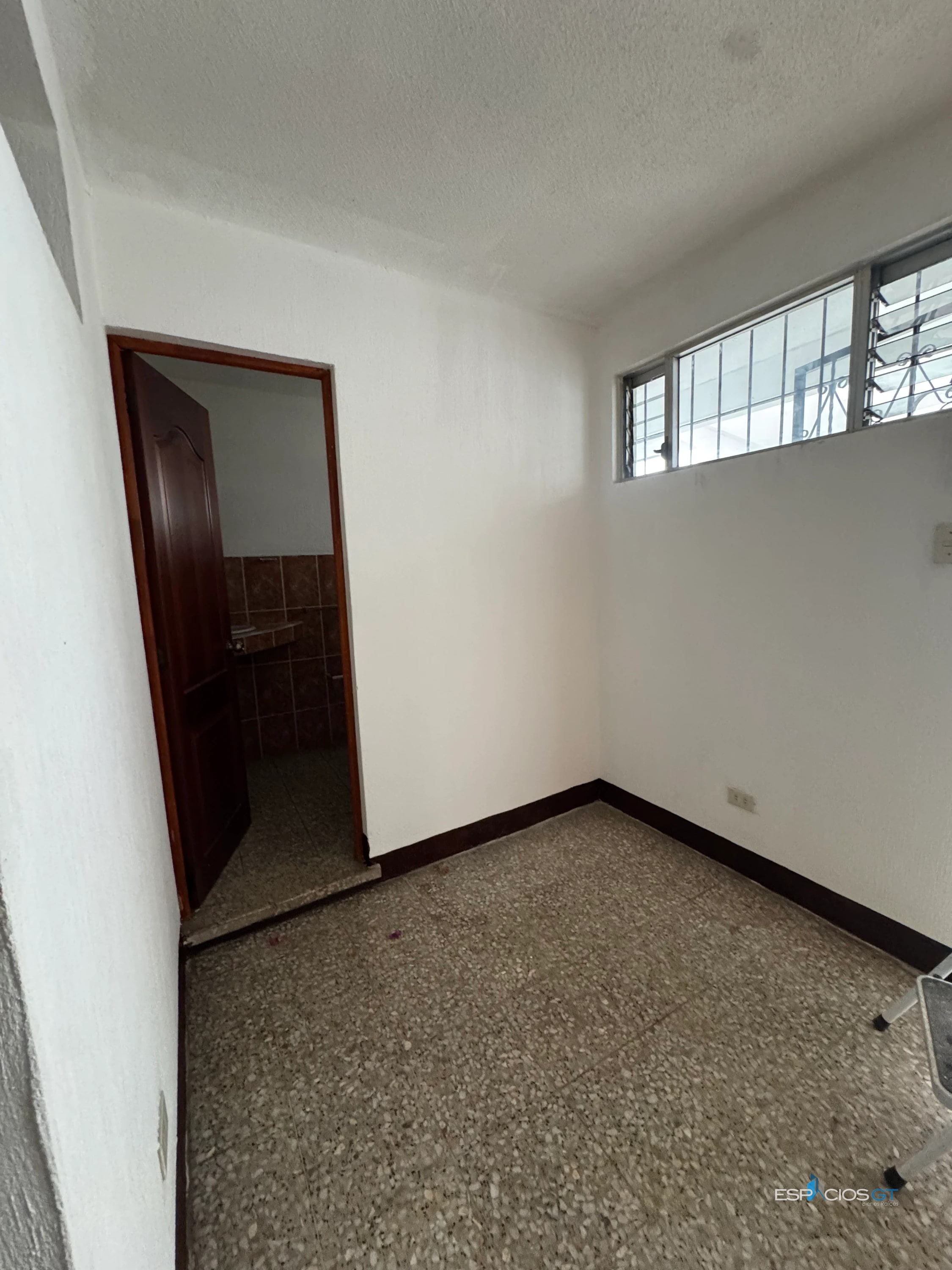 🏢 BODEGA EN RENTA — ZONA 16 FRENTE A SANTA AMELIA — Bodega / Ofibodega en Alquiler en Santa Amelia, Zona 16, Guatemala, Ciudad — foto 6 de 12