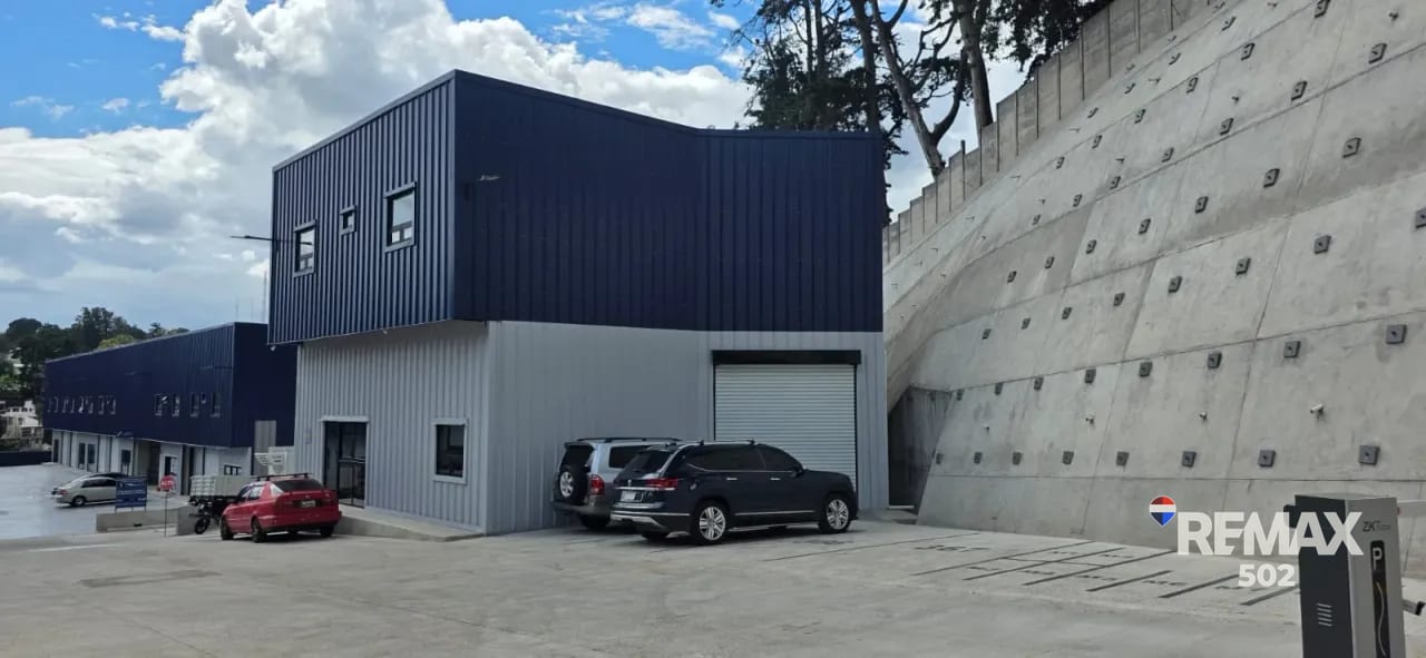 Bodega de Esquina en Renta - CAES — Bodega / Ofibodega en Alquiler en km 11-15, Carretera a El Salvador, Guatemala, Ciudad — foto 1 de 17
