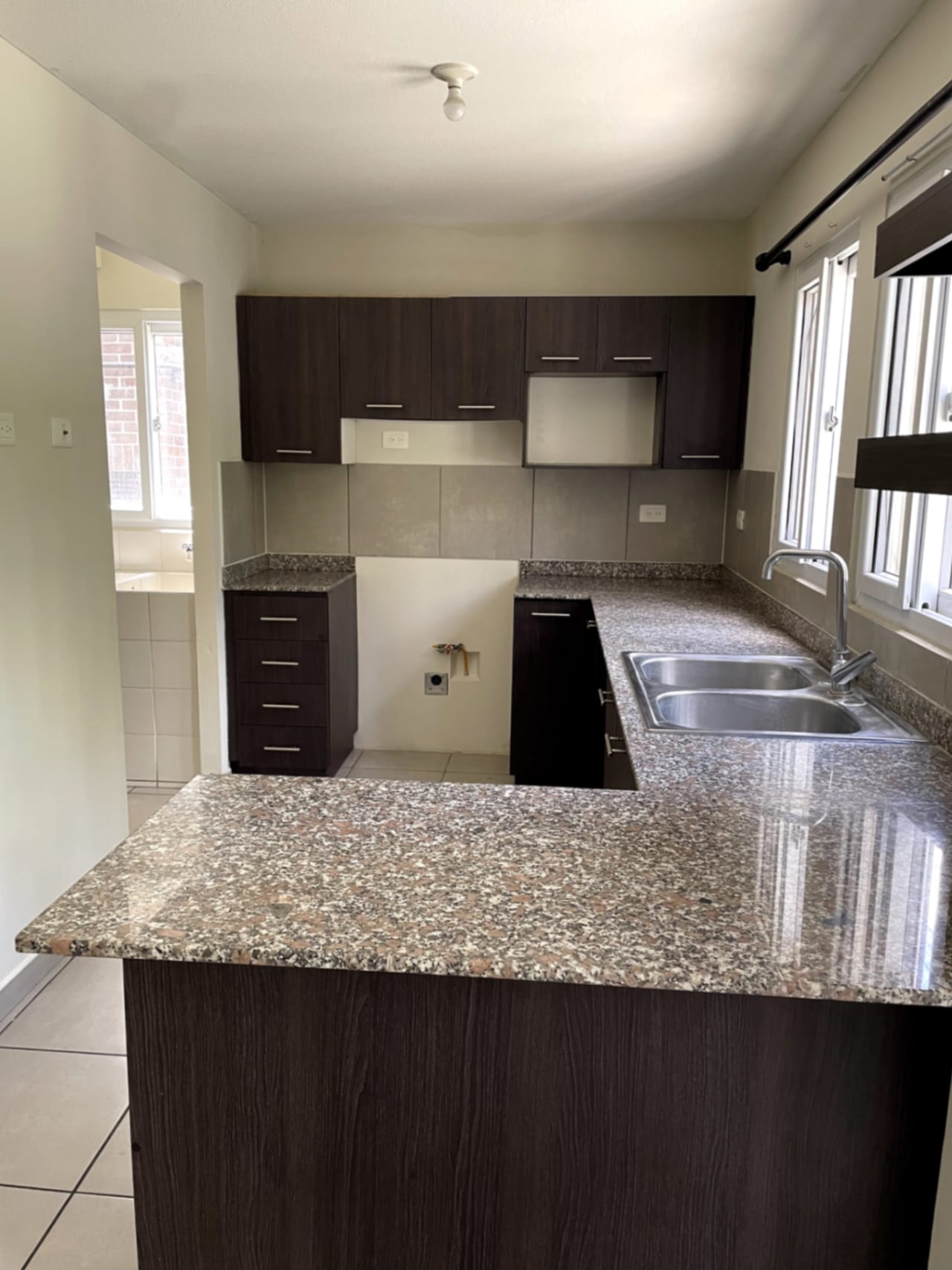 Apartamento Tipo Villa en Renta en Condado Naranjo — Apartamento en Alquiler en Condado Naranjo, Zona 4 Mixco, Guatemala, Ciudad — foto 5 de 17