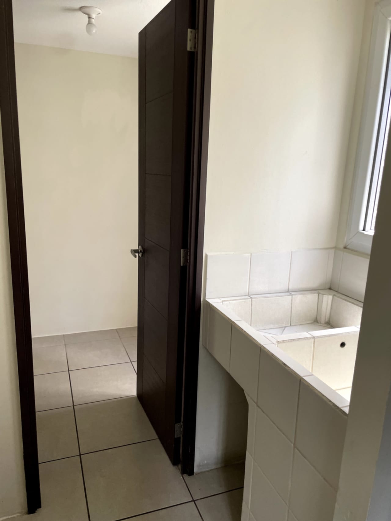 Apartamento Tipo Villa en Renta en Condado Naranjo — Apartamento en Alquiler en Condado Naranjo, Zona 4 Mixco, Guatemala, Ciudad — foto 6 de 17