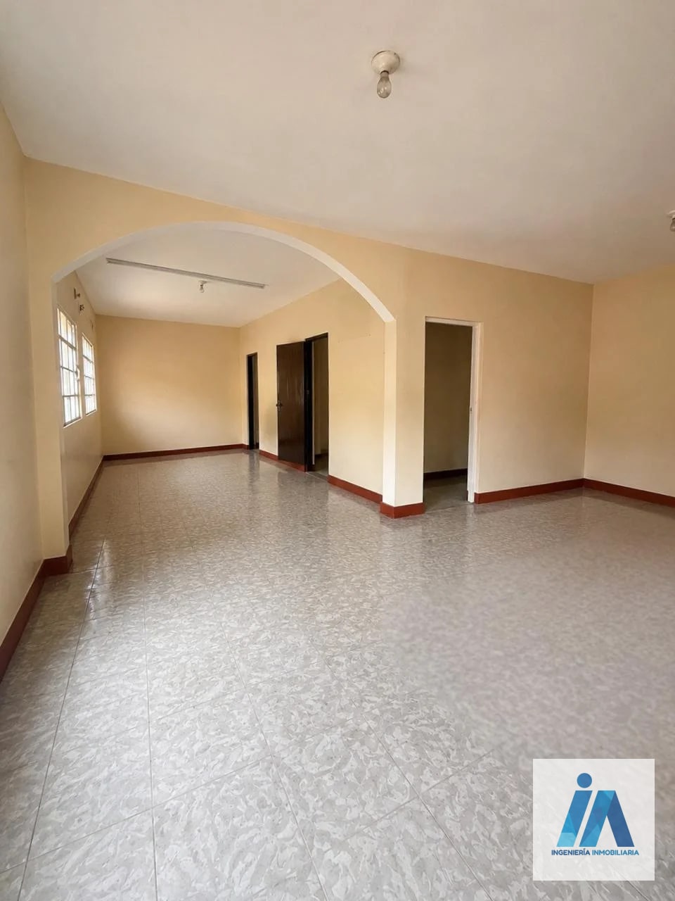 ⭕️ NUEVO PRECIO BODEGA EN ALQUILER o VENTA – Zona 1, Ciudad de Guatemala - 2