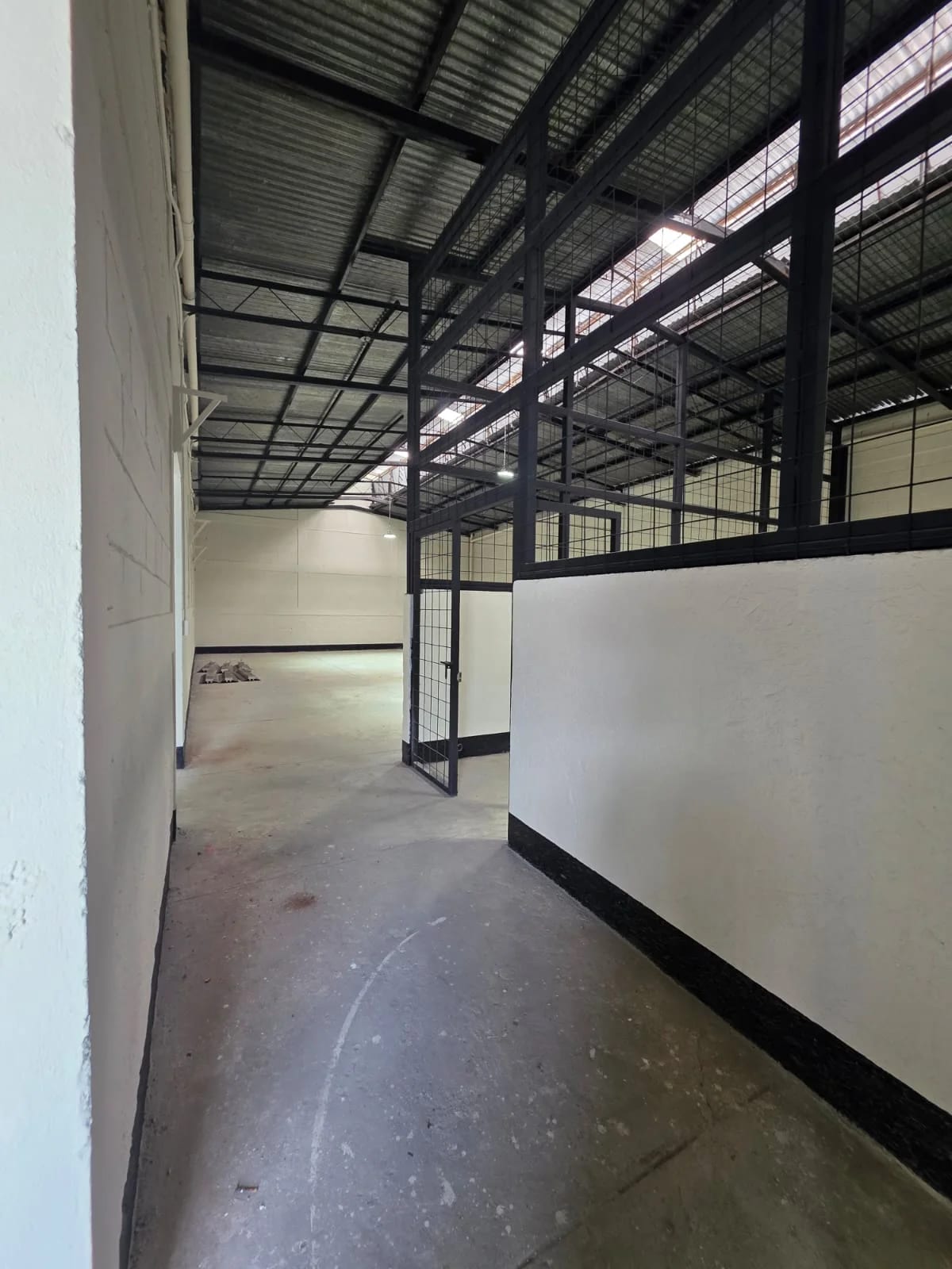 BODEGA Y TERRENO EN RENTA ZONA 5 — Bodega / Ofibodega en Alquiler en Zona 5, Guatemala, Ciudad — foto 1 de 9