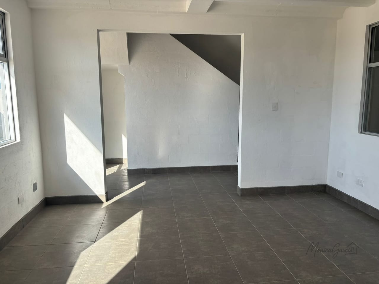 ¡Últimas Unidades de 950 m²! Bodegas en Hub Anexa Cocales (Cruce CA-2 / CA-9) — Bodega / Ofibodega en Venta en Mazatenango, Suchitepéquez — foto 9 de 11