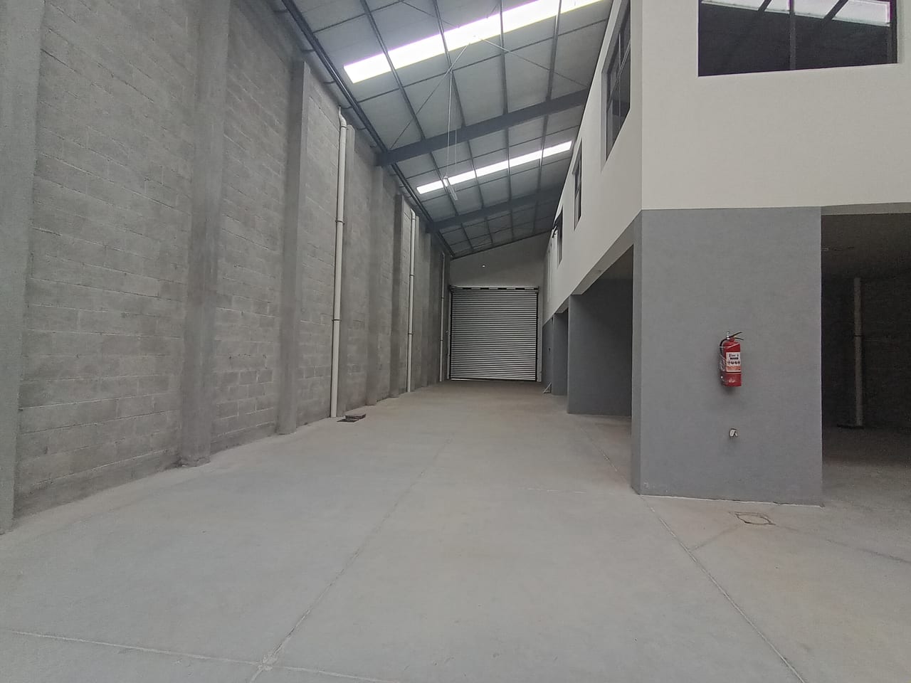 🏢 Ofiespacio en Renta | desde 176.25 m² de Construcción — Bodega / Ofibodega en Alquiler en San Andrés Itzapa, Chimaltenango — foto 4 de 4