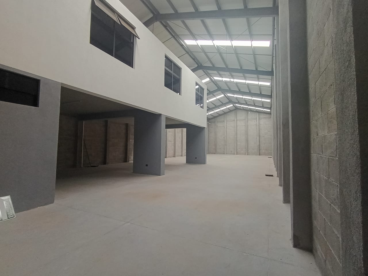 Ofibodega tipo A - desde 420.88 m² — Bodega / Ofibodega en Alquiler en San Andrés Itzapa, Chimaltenango — foto 4 de 6