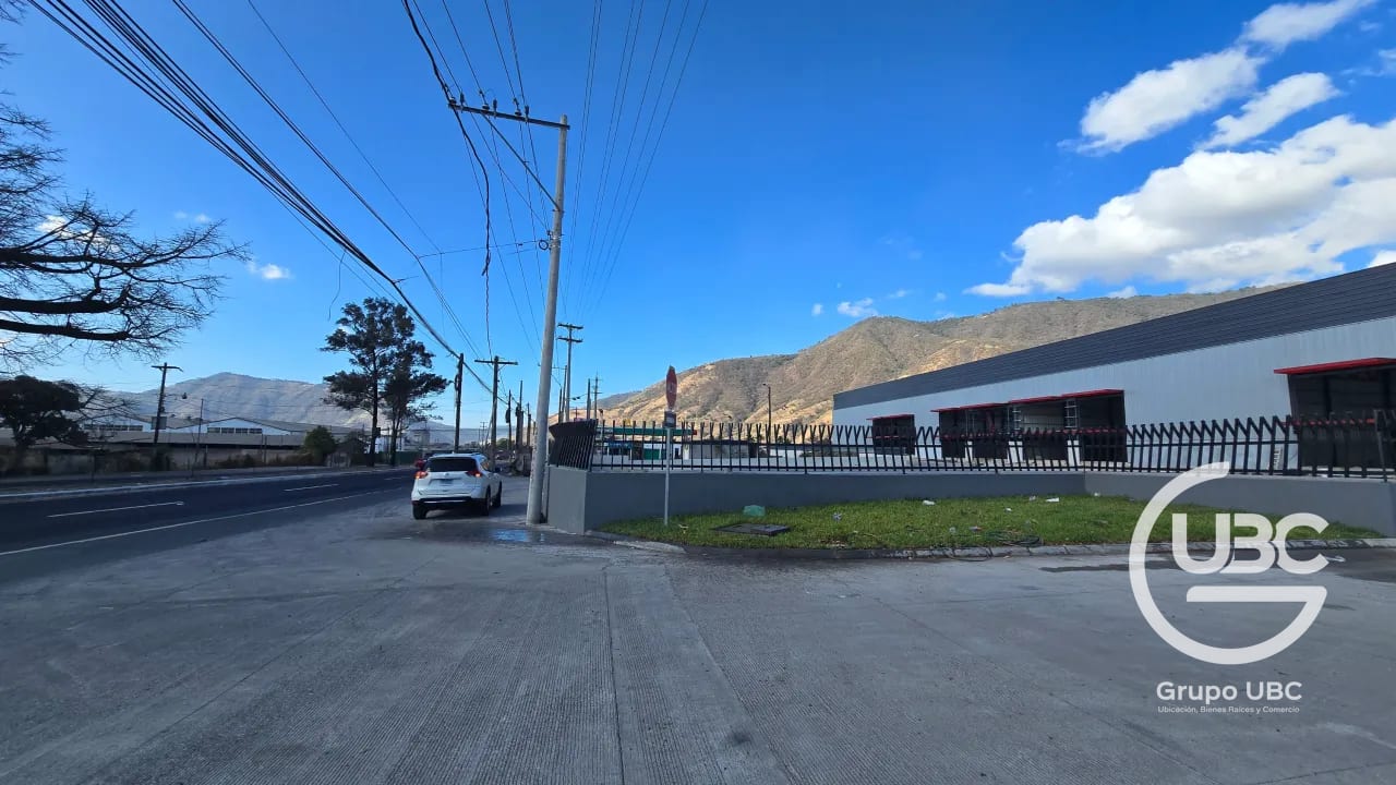 Bodega en renta en Amatitlán km 28 — Bodega / Ofibodega en Alquiler en Amatitlán, Guatemala, Ciudad — foto 9 de 9