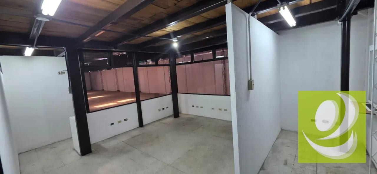 Rento bodega en zona 11 ciudad de 445 m2 — Bodega / Ofibodega en Alquiler en Mariscal, Zona 11, Guatemala, Ciudad — foto 3 de 9