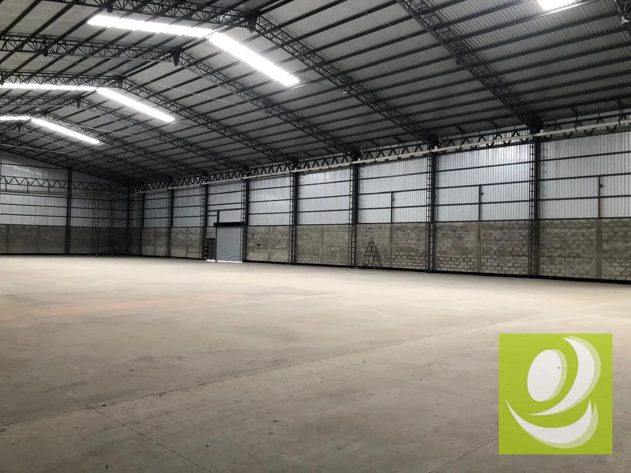 NAVE INDUSTRIAL EN RENTA | CHIMALTENANGO / SAN ANDRES ITZAPA — Bodega / Ofibodega en Alquiler en San Andrés Itzapa, Chimaltenango — foto 3 de 5