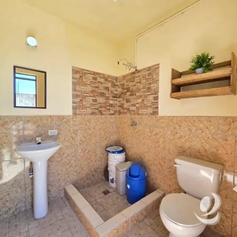 ¡¡¡Bonita Bodega en Renta Zona 1 Mixco!!! — Bodega / Ofibodega en Venta en Zona 1 Mixco, Guatemala, Ciudad — foto 12 de 13
