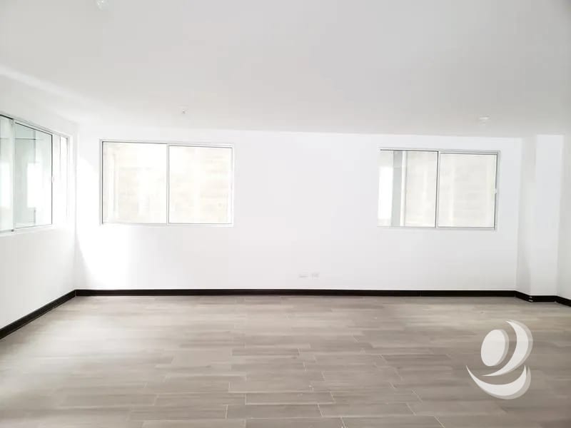 Bodega en Venta Zona 4 de Mixco El Naranjo — Bodega / Ofibodega en Venta en Zona 4 Mixco, Guatemala, Ciudad — foto 13 de 15