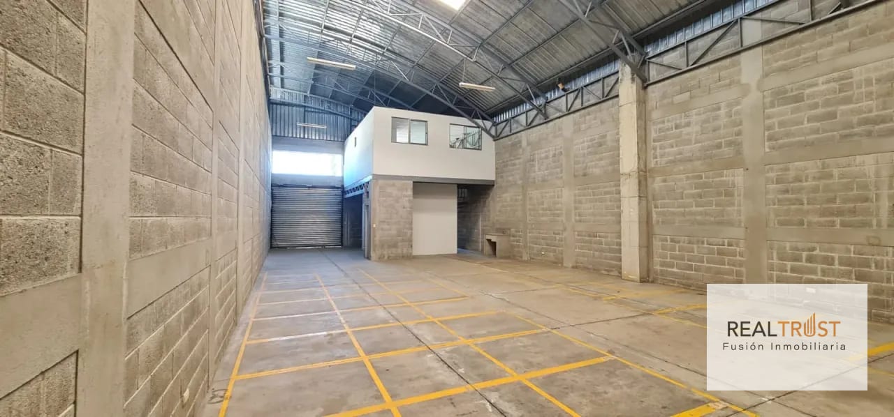 RENTO OFIBODEGA EN EL NARANJO — Bodega / Ofibodega en Alquiler en Zona 4 Mixco, Guatemala, Ciudad — foto 2 de 5
