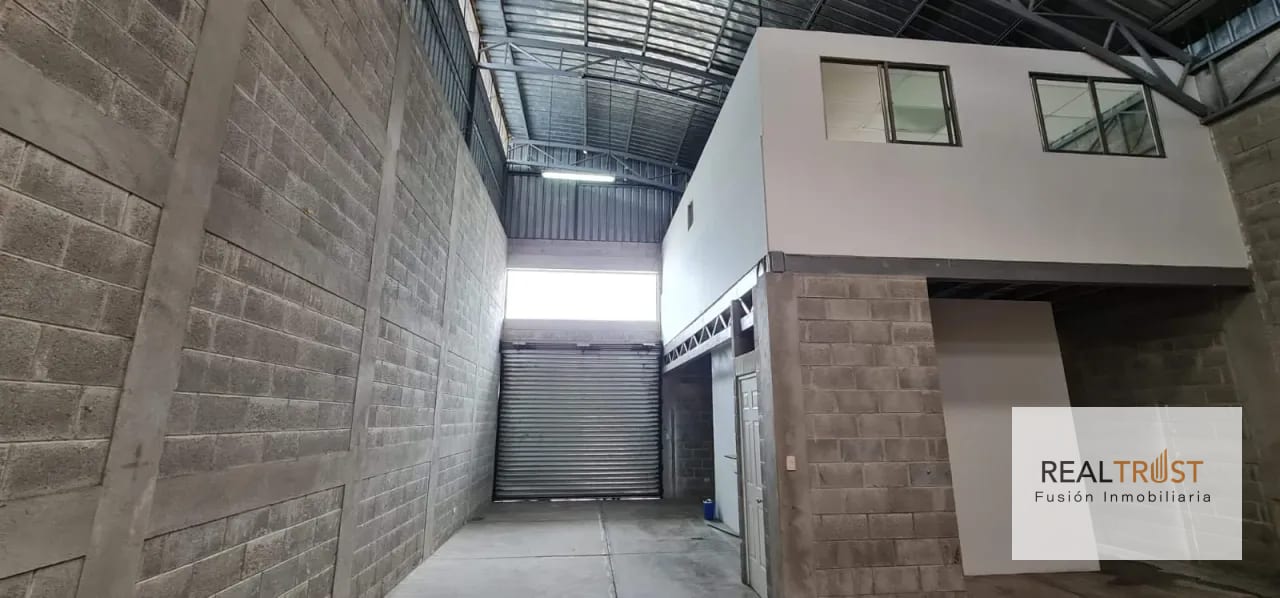 RENTO OFIBODEGA EN EL NARANJO — Bodega / Ofibodega en Alquiler en Zona 4 Mixco, Guatemala, Ciudad — foto 3 de 5