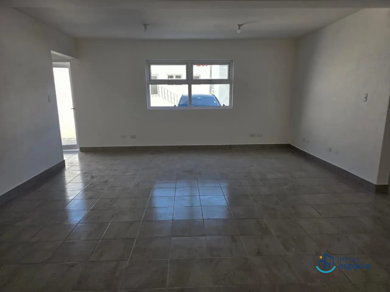 Bodega en renta ubicada en Las Tunas, El Naranjo — Bodega / Ofibodega en Alquiler en encinos del naranjo, Zona 4 Mixco, Guatemala, Ciudad — foto 11 de 17