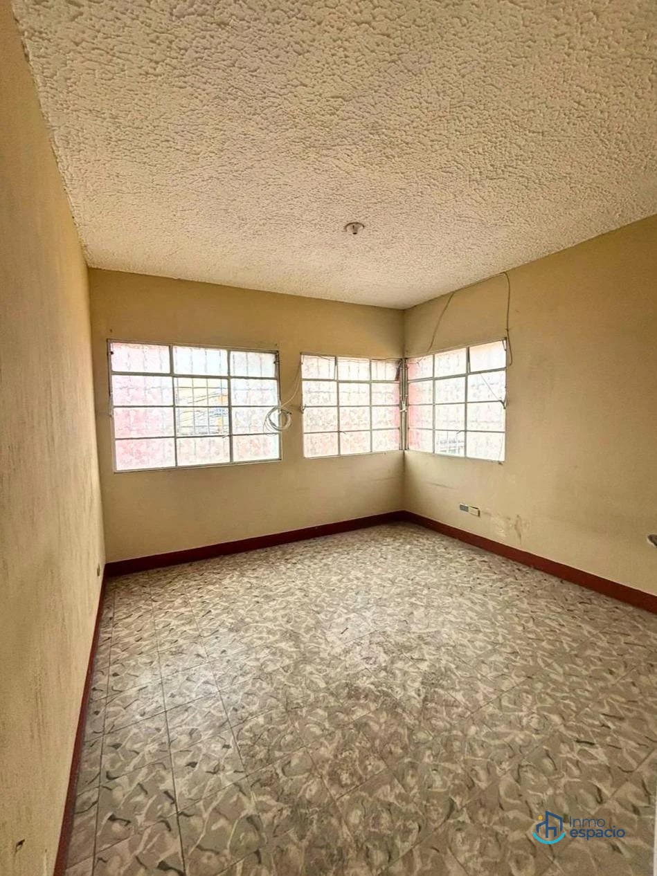 Bodega en alquiler o venta ubicada en Zona 1, Ciudad de Guatemala, sector Mercado de las Flores - 9