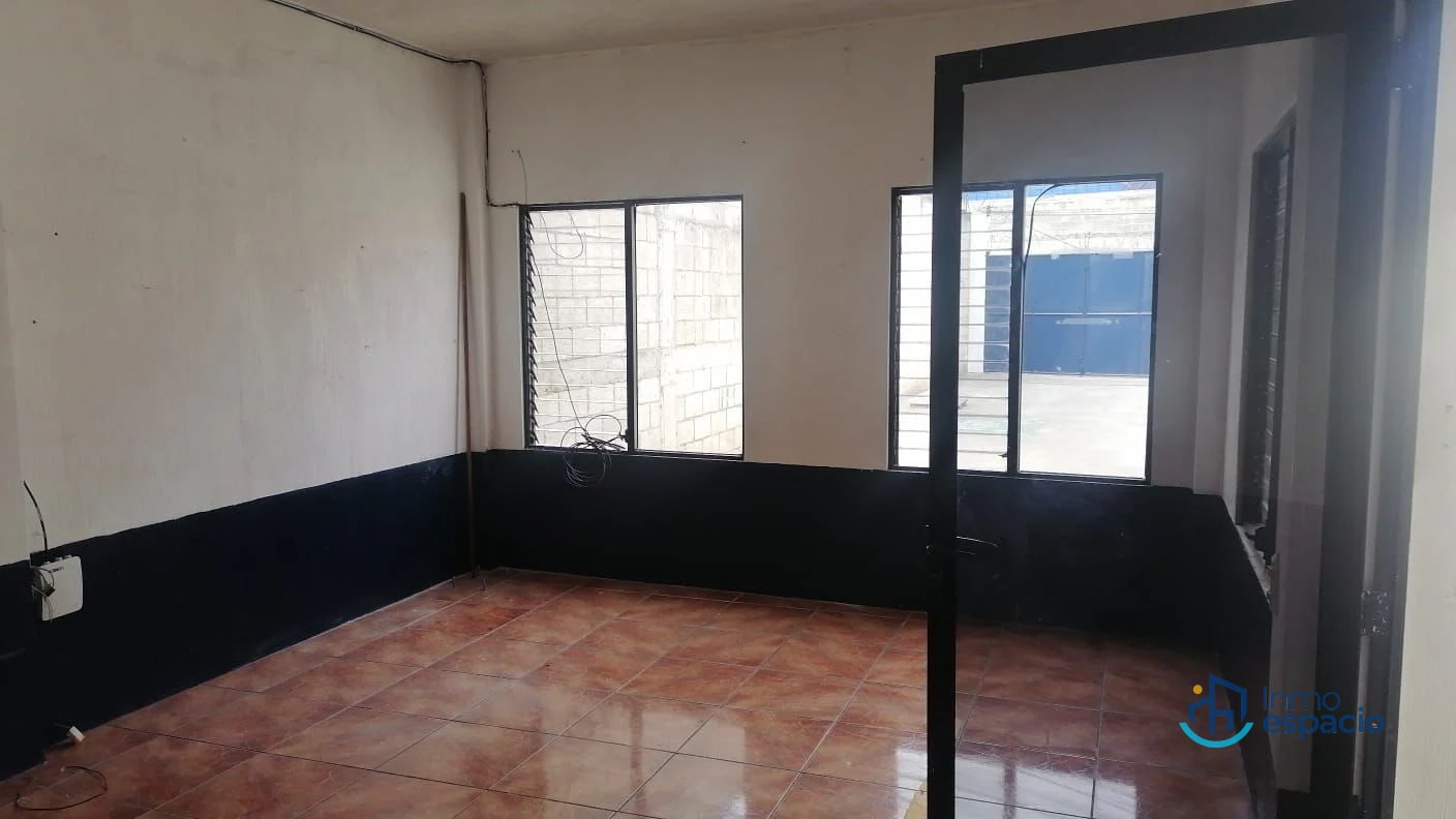 Bodega en venta en Chimaltenango — Bodega / Ofibodega en Venta en Chimaltenango, Chimaltenango — foto 3 de 17