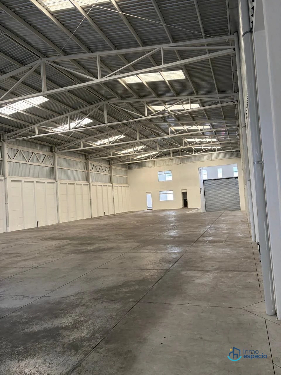Bodega en renta - Zona 4 de Mixco, — Bodega / Ofibodega en Alquiler en Zona 4 Mixco, Guatemala, Ciudad — foto 3 de 17