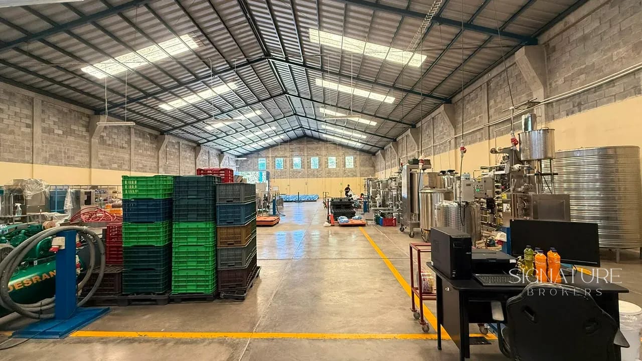 Bodega en Renta villa Nueva zona 5 - a 9 Minutos de la VAS — Bodega / Ofibodega en Alquiler en Mayan Golf, Villa Nueva, Guatemala, Ciudad — foto 4 de 11