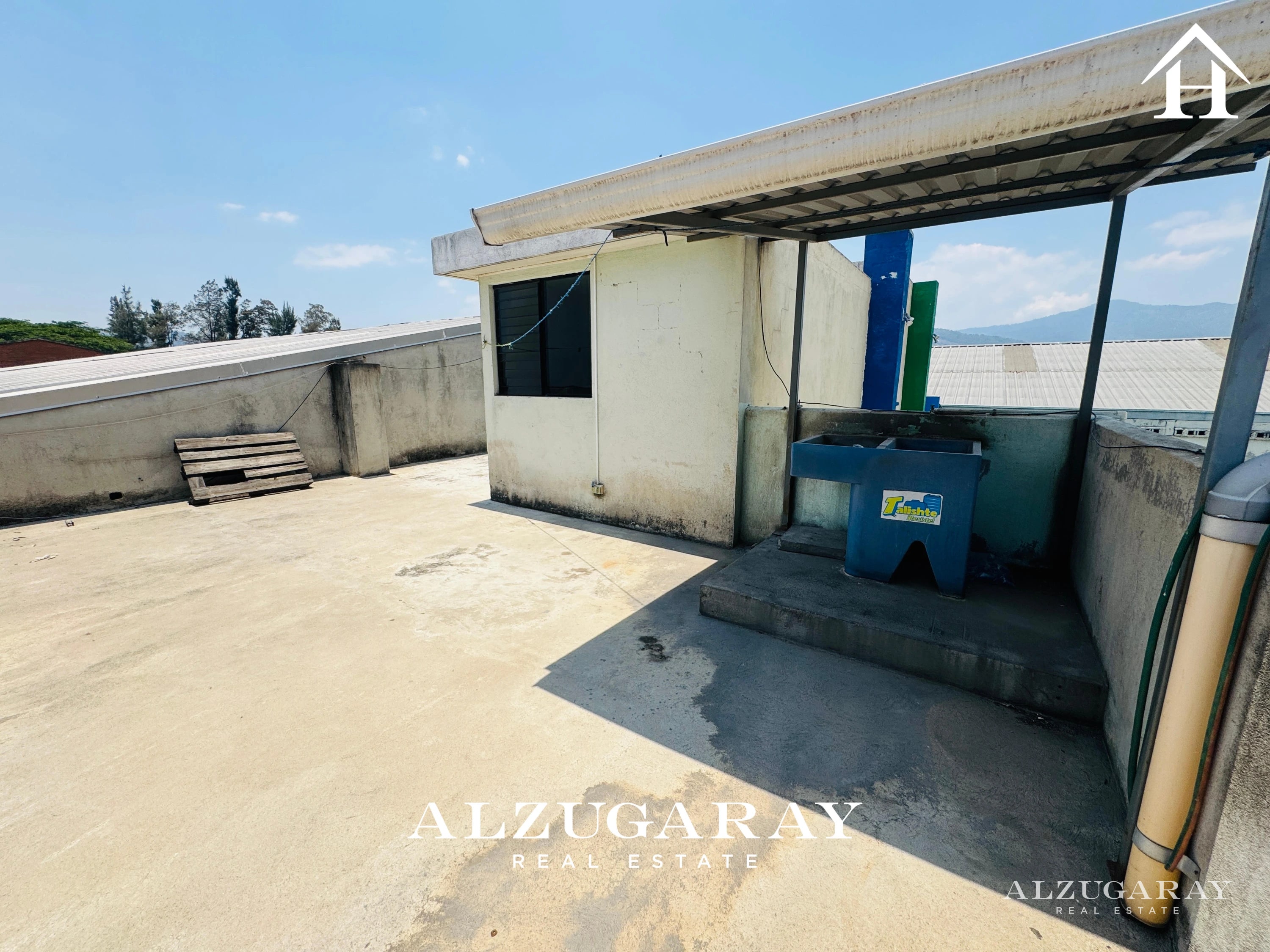OFIBODEGA CON MULTIPLES ACCESOS - 815 MT2 / PARQUE INDUSTRIAL, AMATITLÁN — Bodega / Ofibodega en Alquiler en Amatitlán, Guatemala, Ciudad — foto 9 de 10