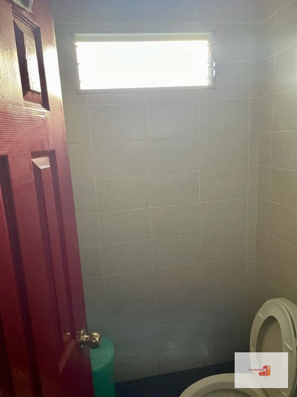 Renta bodega zona 10 - 620m2 - 2 niveles - 4