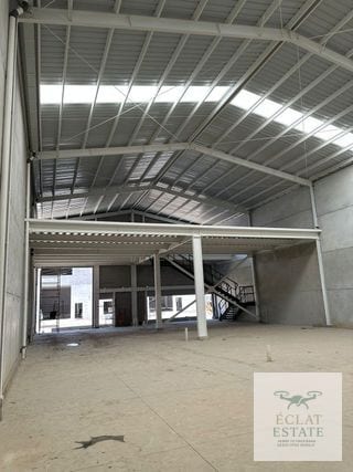 Ofibodega en Construcción en Venta en Carretera a San José Pinula, Km 18.5: Ideal para Empresas que Buscan un Espacio Funcional y Estratégico para su Operación. ¡Aprovecha esta Oportunidad para Crecer tu Negocio! — Bodega / Ofibodega en Venta en San José Pinula, Guatemala, Ciudad — miniatura 1 de 5