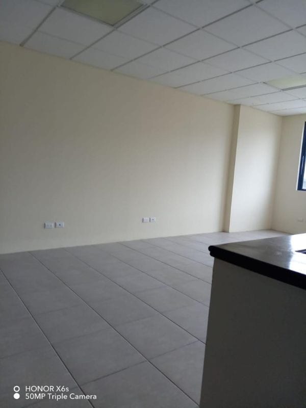 OFIBODEGA EN VENTA  ECO PLAZA KM. 22.5 CARRETERA A EL SALVADOR — Bodega / Ofibodega en Venta en Eco Plaza, Carretera a El Salvador, Guatemala, Ciudad — foto 4 de 9