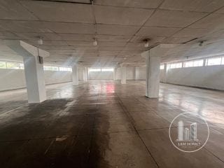 Renta de Edificio Ideal Bodegas Industra o Comercio — Bodega / Ofibodega en Alquiler en Zona 12, Guatemala, Ciudad — miniatura 1 de 5