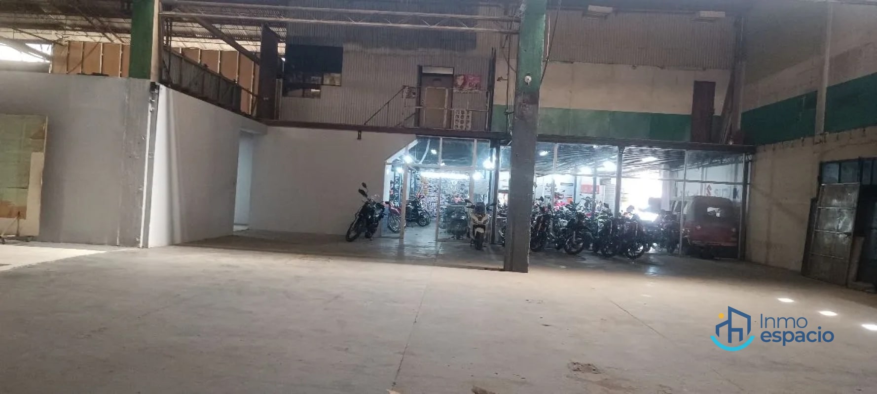 Bodega y/o Espacio comercial en Renta Xela — Bodega / Ofibodega en Alquiler en Quetzaltenango, Quetzaltenango — foto 4 de 10