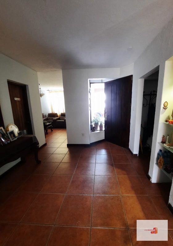 Casa uso residencia, oficina o incluso bodega Col.Trinidad - 1