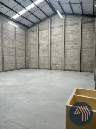 ALQUILER DE OFIBODEGA PARA ESTRENAR - EMPRESARIAL CHIMALTENANGO — Bodega / Ofibodega en Alquiler en Chimaltenango, Chimaltenango — miniatura 8 de 13