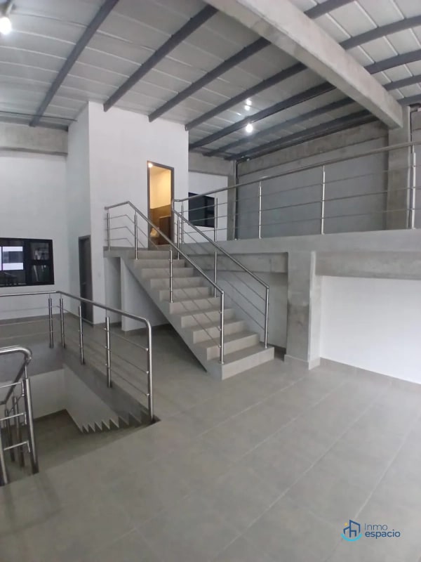 Bodega en Renta, zona 18-Ofibodegas Bouganbilias - 5