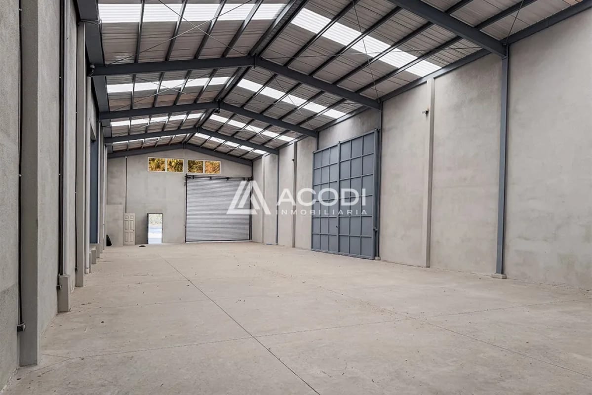 Bodegas en San Lucas Sacatepéquez — Bodega / Ofibodega en Alquiler en San Lucas Sacatepéquez, Sacatepéquez — foto 2 de 4