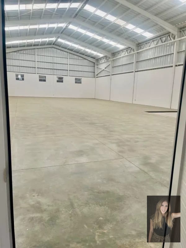 Ofibodega de 668 mts2 en alquiler en Parque Industrial CAES — Bodega / Ofibodega en Alquiler en Carretera a El Salvador, Guatemala, Ciudad — foto 9 de 17