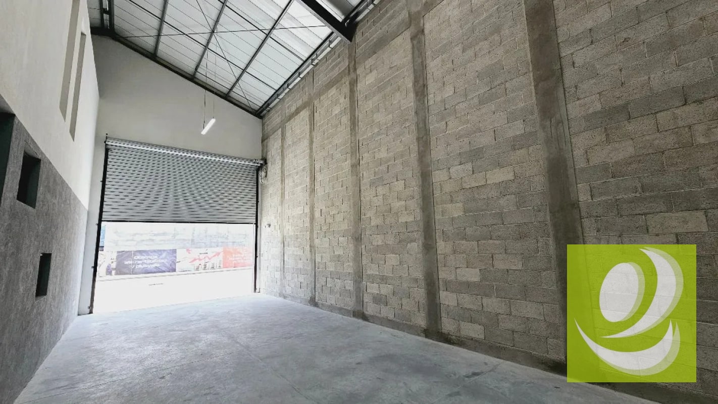 Ofibodega para Estrenar en Renta por el Libramiento Chimaltenango - 3
