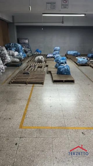 Bodegas edificio zona 7 (2 pisos disponibles) — Bodega / Ofibodega en Alquiler en Zona 7, Guatemala, Ciudad — miniatura 1 de 8