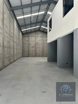 Bodega en renta en Chimaltenango — Bodega / Ofibodega en Alquiler en Chimaltenango, Chimaltenango — miniatura 1 de 8