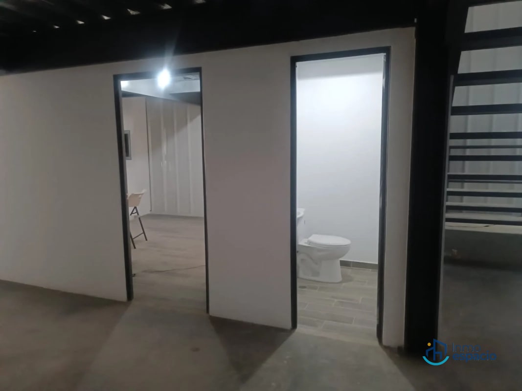 Bodega en Venta CAES KM 13 - 9