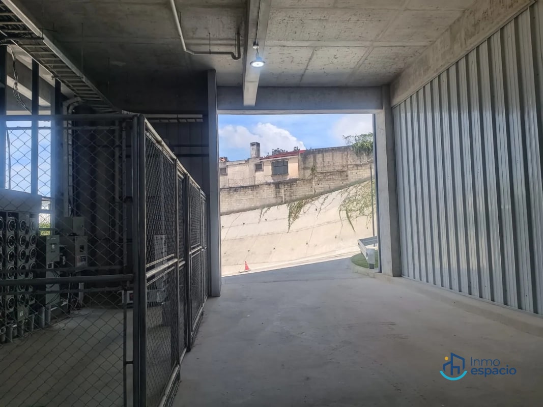 Bodega en Venta CAES KM 13 - 13