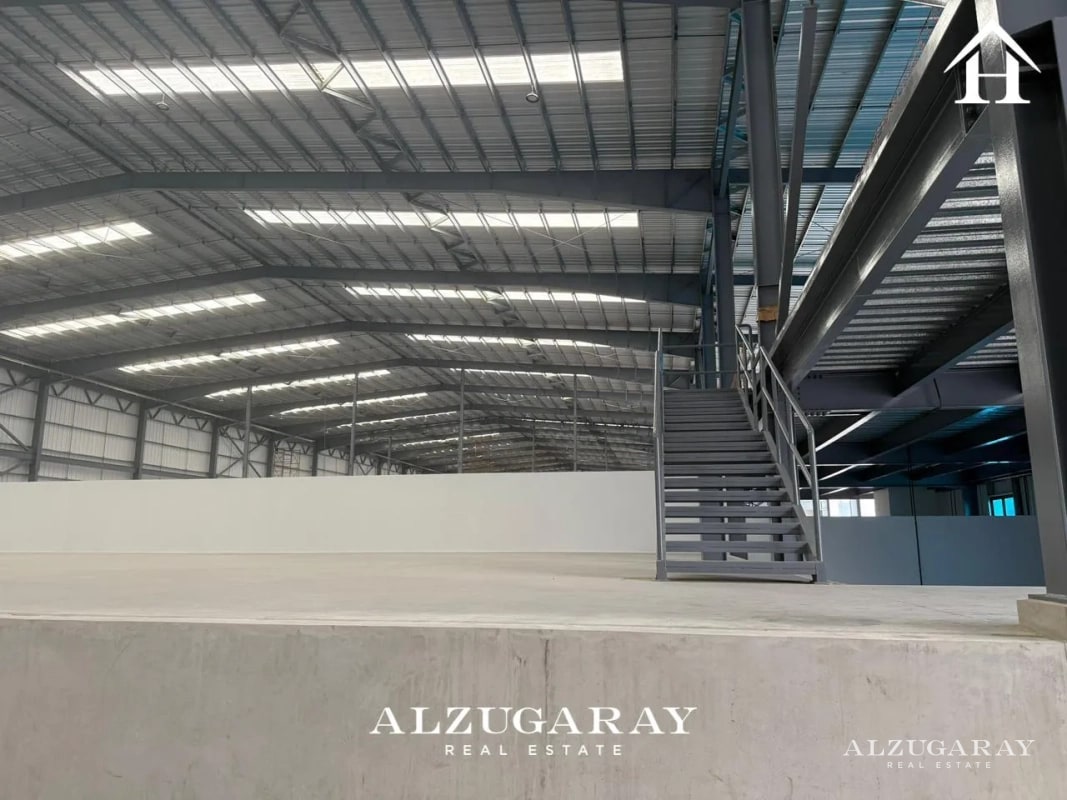 BODEGAS INDUSTRIALES CA9 1,353 MT2 / KM 28.7 AMATITLAN - 1