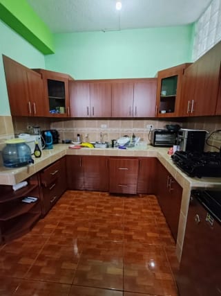 Edificio en Renta o Venta Calzada San Juan, ideal para Clínica, Hospital, SPA — Bodega / Ofibodega en Alquiler en Zona 7, Guatemala, Ciudad — miniatura 9 de 15