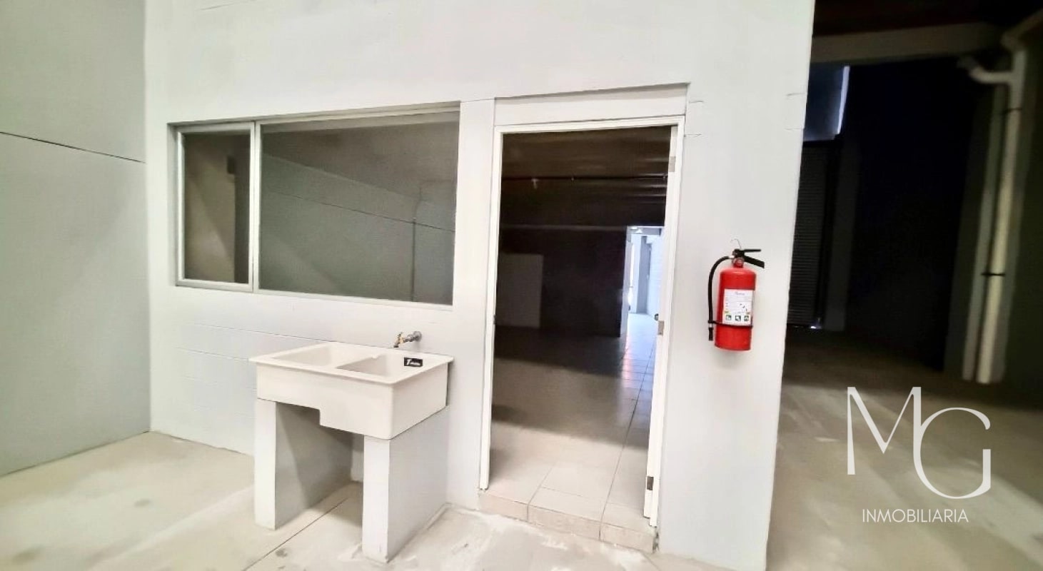ofibodega en venta en San Nicolás, zona 4 de mixco - 3