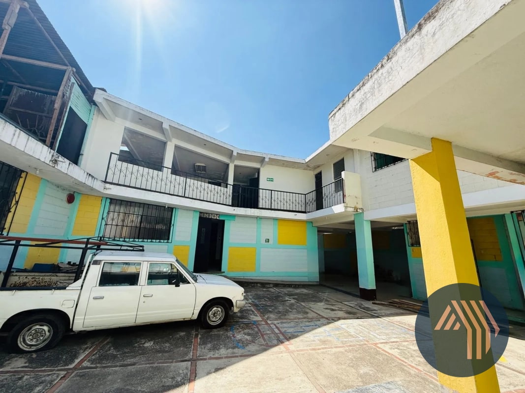 ALQUILER DE AMPLIA PROPIEDAD COMERCIAL - BOCA DEL MONTE, VILLA CANALES - 11