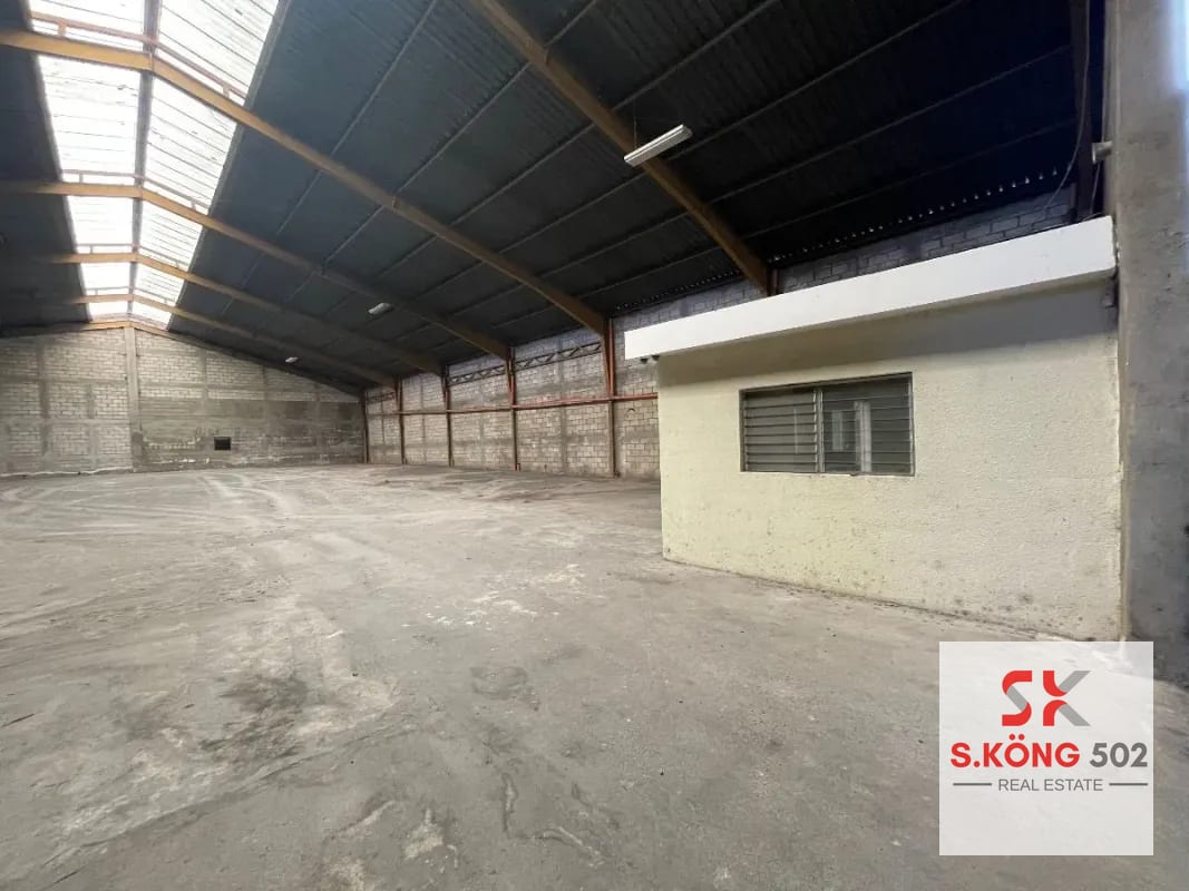 SE RENTA BODEGA INDEPENDIENTE EN EL NARANJO — Bodega / Ofibodega en Alquiler en Condado Naranjo, Zona 4 Mixco, Guatemala, Ciudad — foto 2 de 2