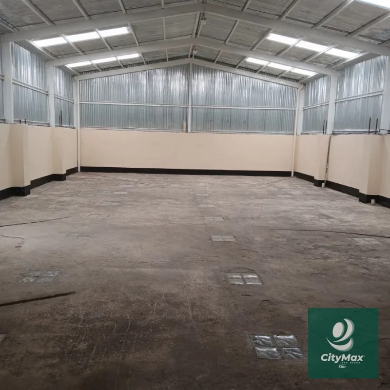 BODEGA EN RENTA - CERCANO AL MONUMENTO DE LA MADRE ZONA 7 - 1