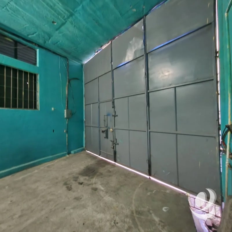 Bodega en Venta Granjas de San Cristóbal, Guatemala - 1